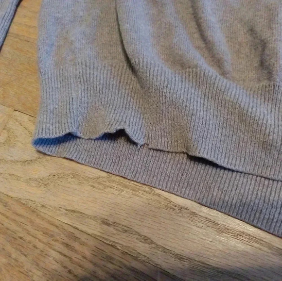 J. Crew Cashmere Cotton Lightweight Tan Light Brown Minimalist V Neck Sweater XL - Picture 7 of 9